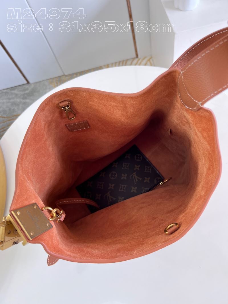 Louis Vuitton Hobo Bags